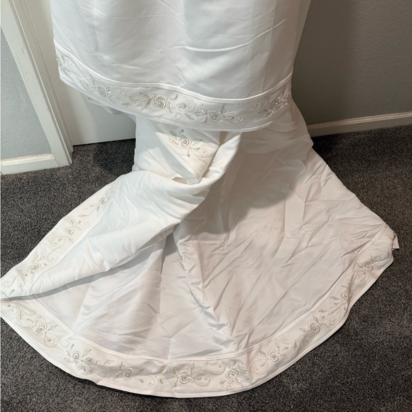 Vintage 2000 Two-Piece Mon Cheri Wedding Dress - Picture 3 of 7